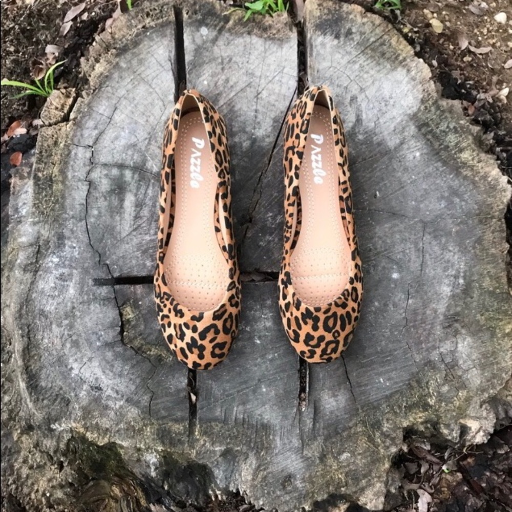 Leopard ballerina flats